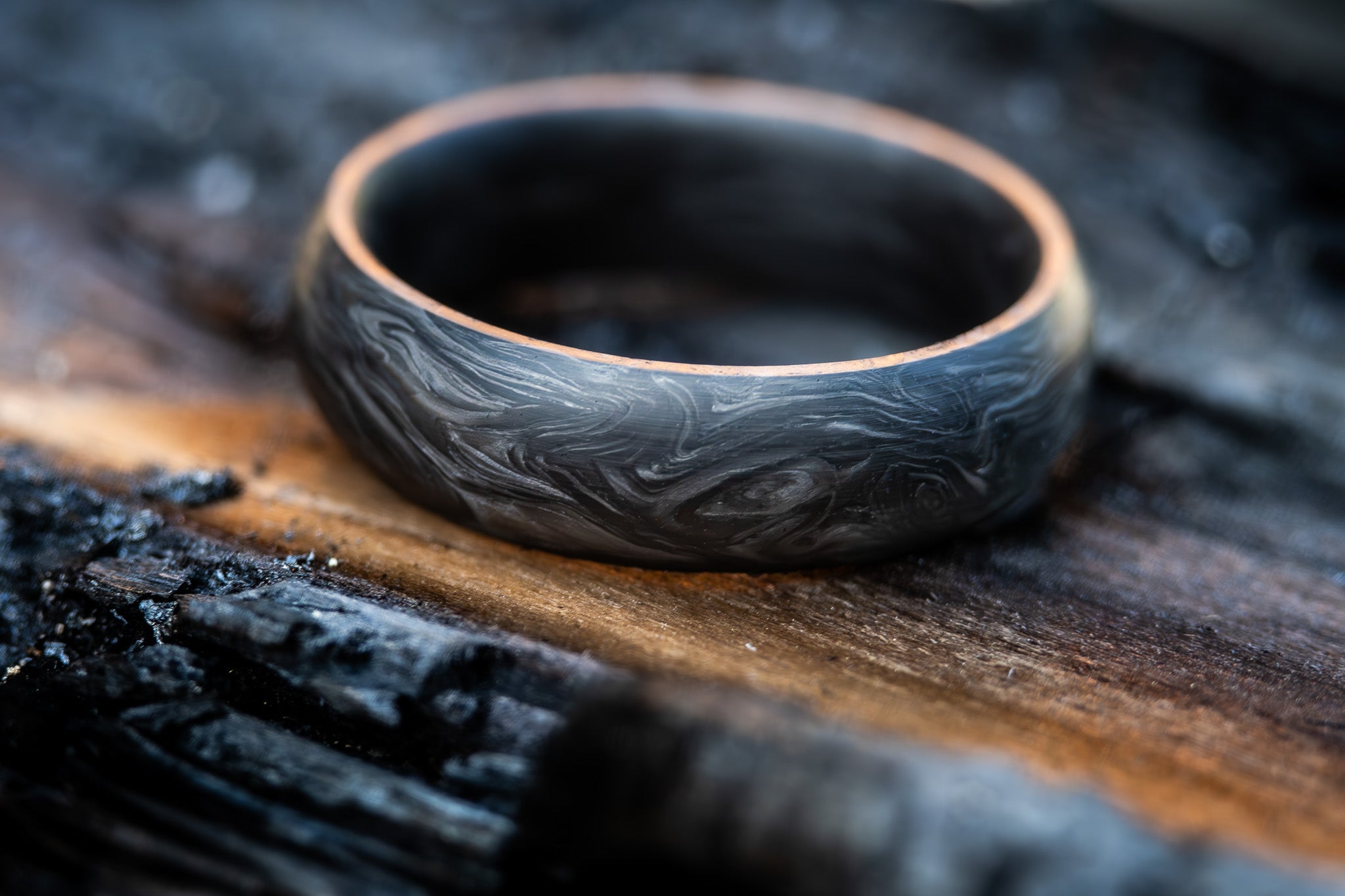 FORGED KARBONOVÝ PRSTEN – MATNÝ ORIGINÁL