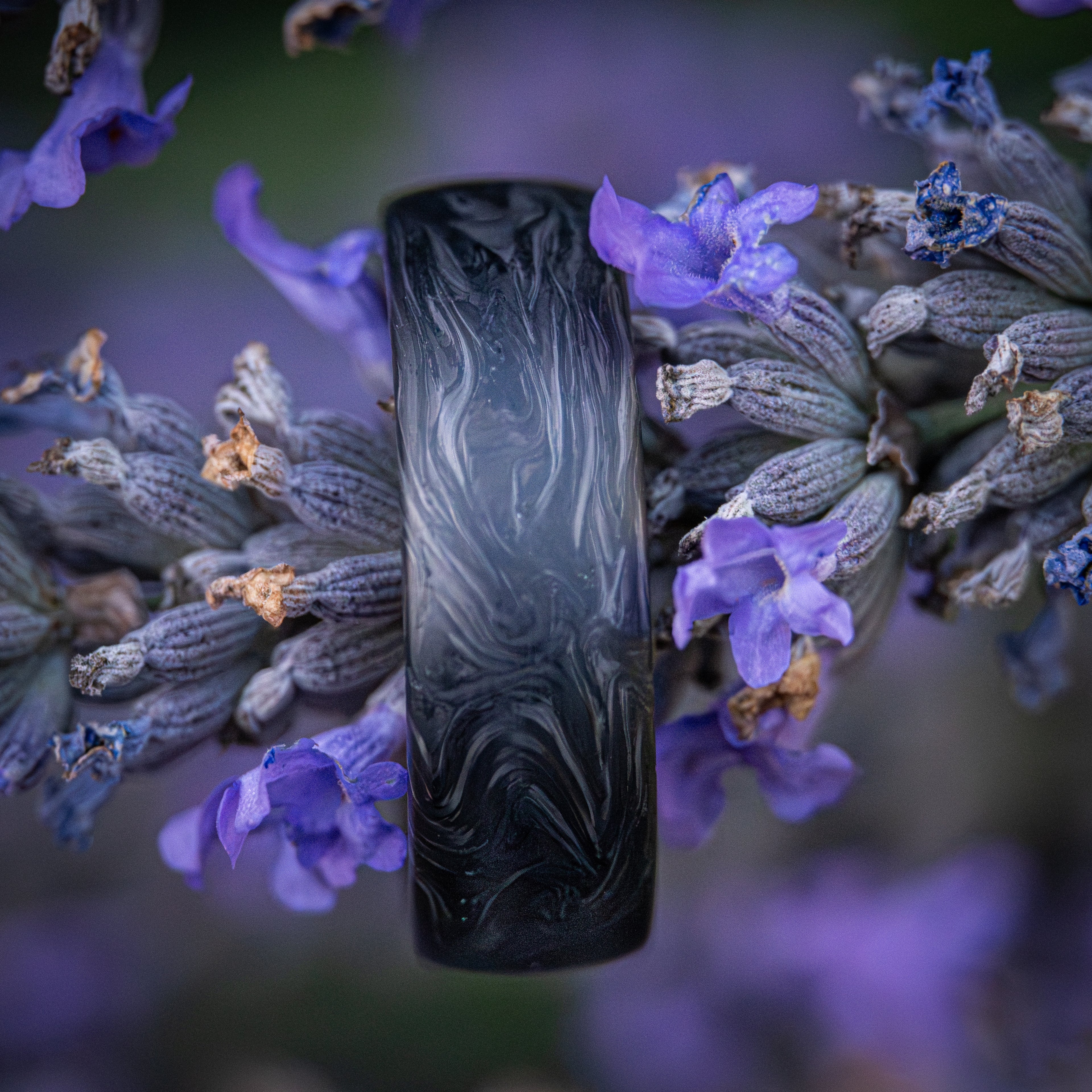 Ručně vyrobený magický černý prsten z uhlíkového vlákna