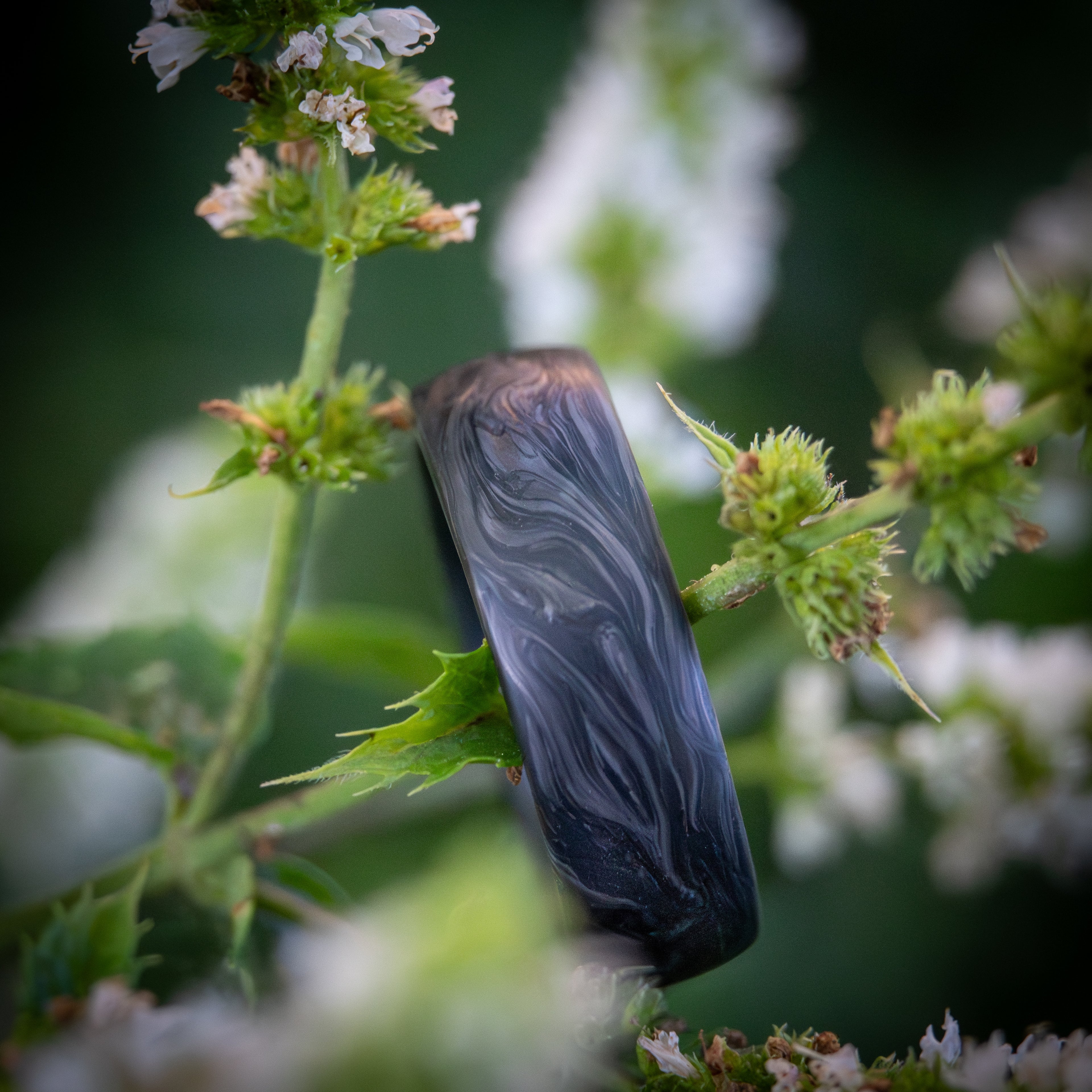 Ručně vyrobený magický černý prsten z uhlíkového vlákna
